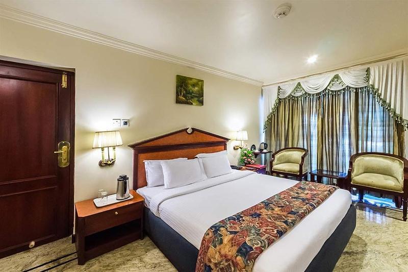 Westway Hotel Кожикоде Екстер'єр фото