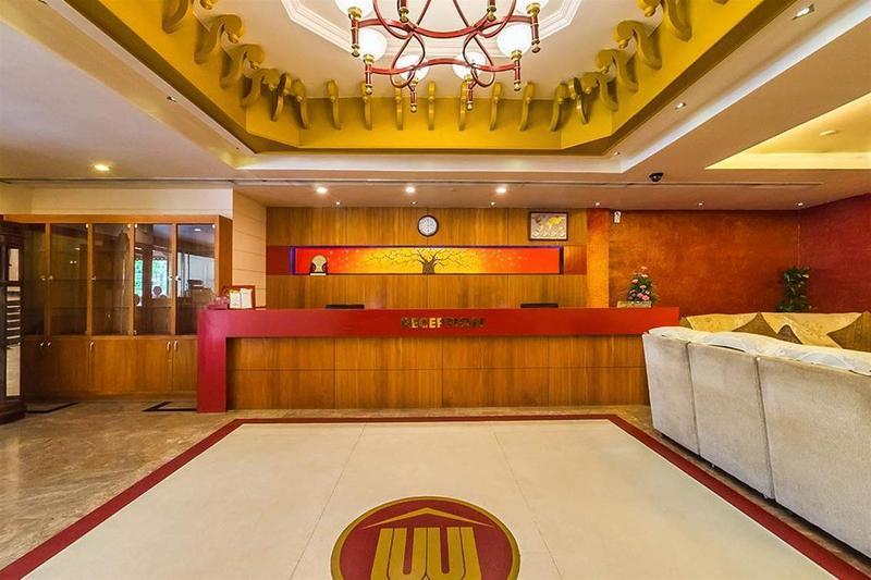 Westway Hotel Кожикоде Екстер'єр фото
