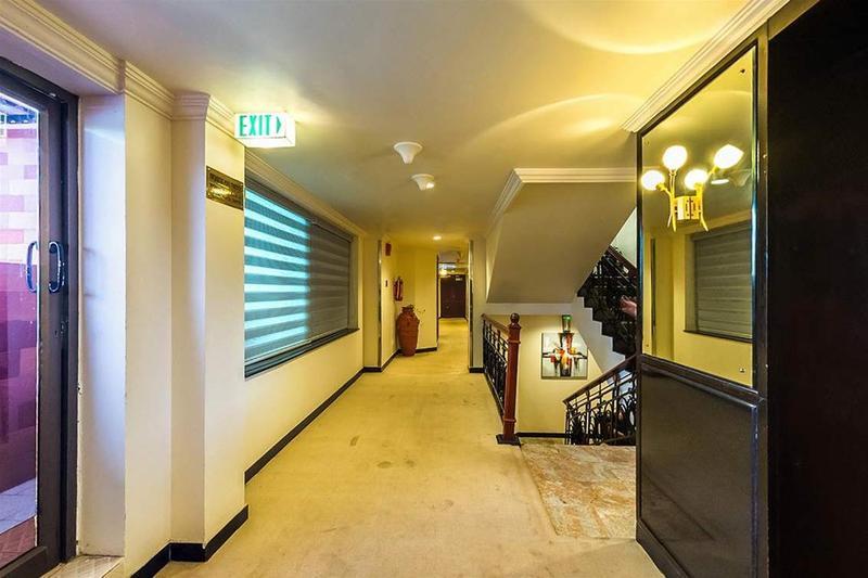 Westway Hotel Кожикоде Екстер'єр фото