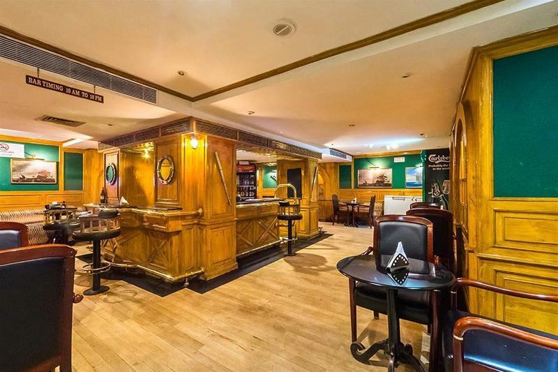 Westway Hotel Кожикоде Екстер'єр фото